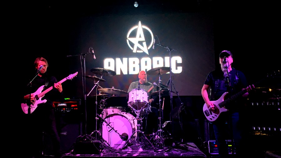 Anbaric band live 2019